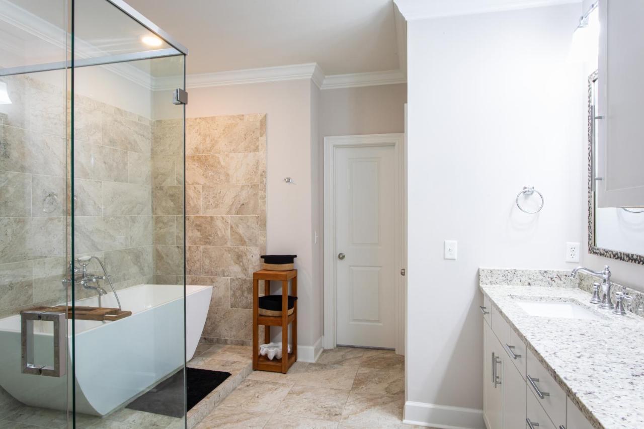 Lux Beatles Themed Beach Home, 5 Min Walk To Beach + Golf Cart, Dog Friendly! Destin Luaran gambar