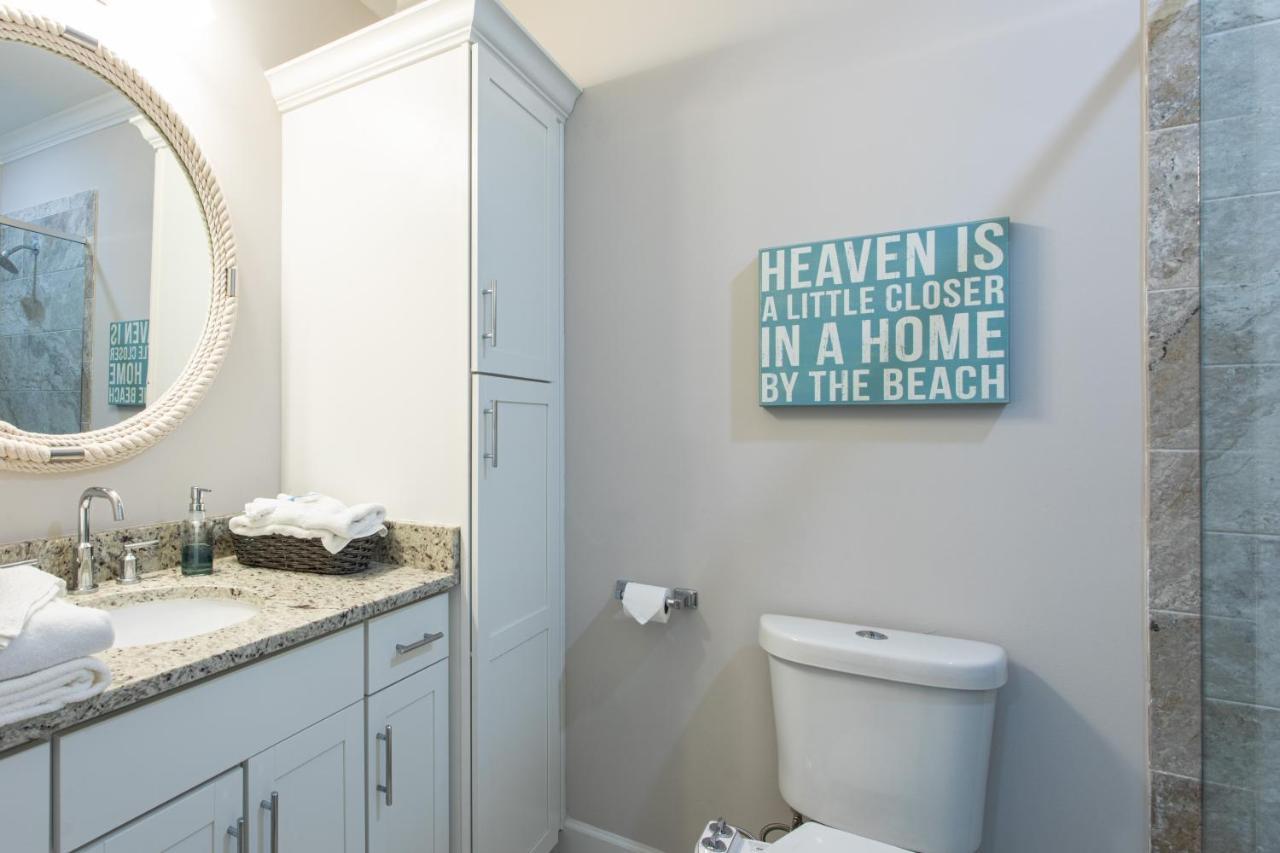 Lux Beatles Themed Beach Home, 5 Min Walk To Beach + Golf Cart, Dog Friendly! Destin Luaran gambar